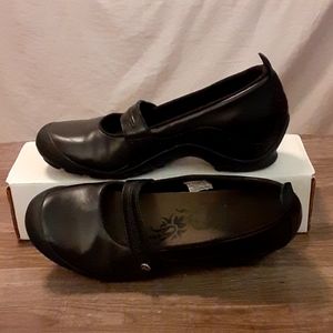 🍞🍸Merrell 9 maryjane like loafers 🍸🍞